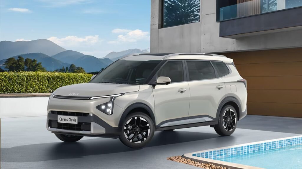 Kia Carens Clavis